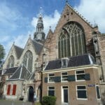 Oude kerk, la plus vieille église d’Amsterdam, Burton et Rembrandt