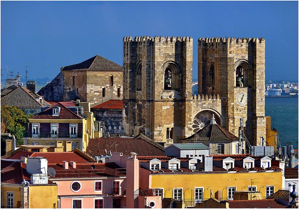 Cathédrale de Sé à Lisbonne : Bâtiment emblématique [Alfama]