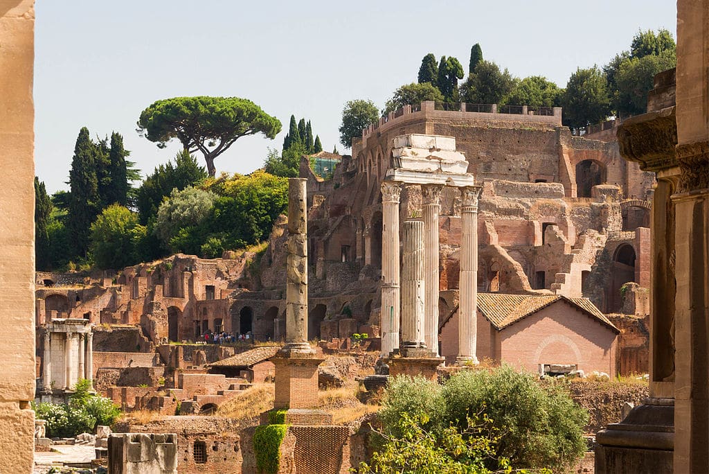 You are currently viewing Palatin à Rome : Le colline des empereurs romains [Quartier antique]