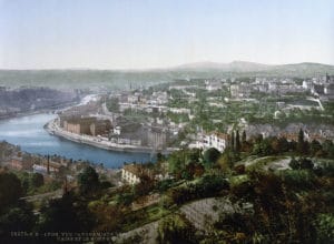 Quartier Croix Rousse à Lyon: Ambiance de village et terrasses