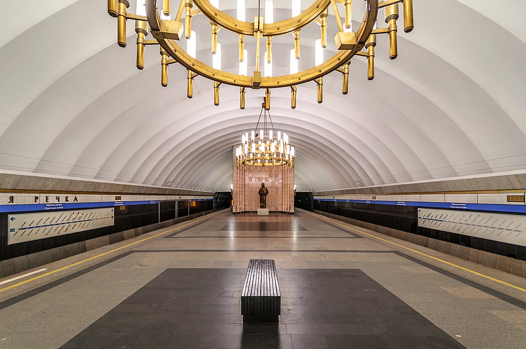 Station de métro Chyornaya_rechka à Saint Petersbourg - Photo d'Alex Florstein Fedorov / Wiki Commons