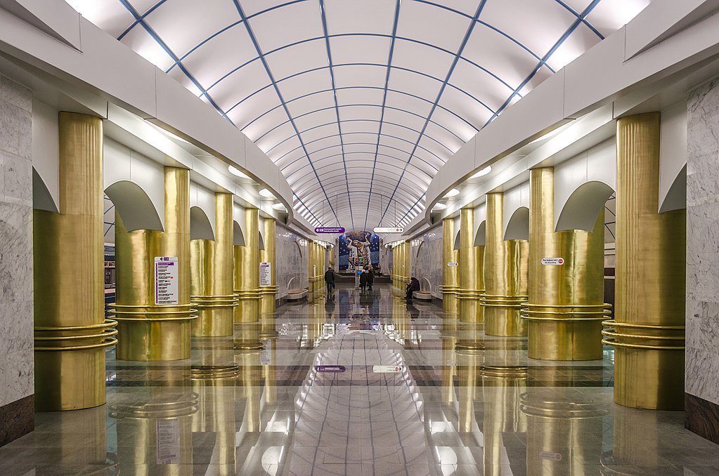Station de métro Mezhdunarodnaya à Saint Petersbourg - Photo d'Alex Florstein Fedorov / Wiki Commons