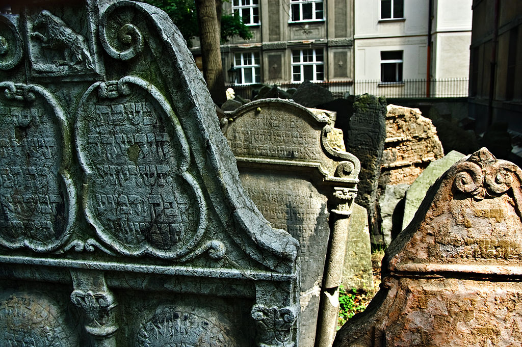 Ancien cimetière juif de Prague : Exceptionnel et décevant [Josefov]