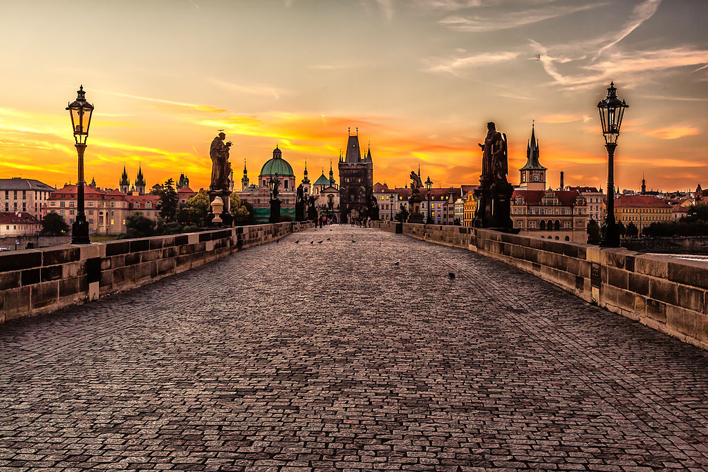 Pont Charles à Prague : Incontournable monument baroque ! [Vieille ville et Mala Strana]