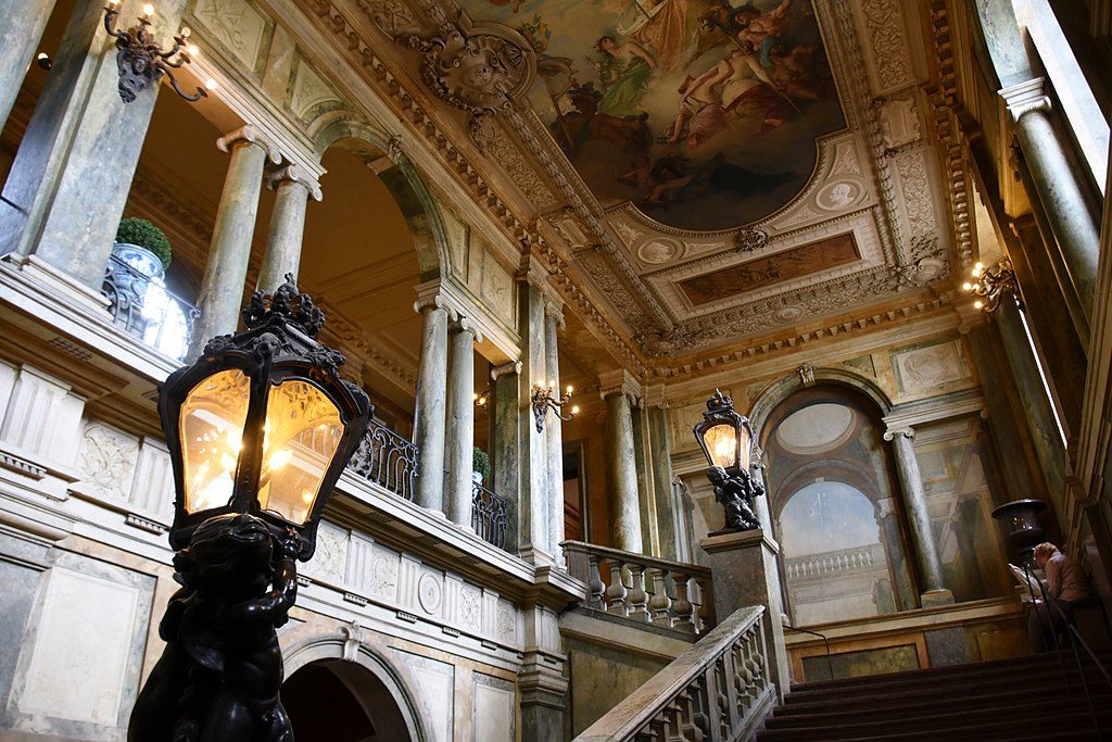 Escalier dans le Palais royal de Stockholm - Photo de Richard Mortel