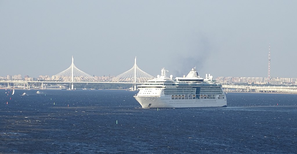 You are currently viewing Venir en bateau à Saint Petersbourg : Comment rejoindre le centre ?