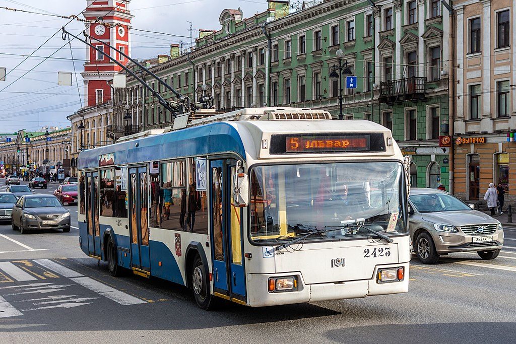 Transport en commun et trolleybus à Saint Peterbourg - Photo d'Alex Florstein Fedorov / Wiki Commons