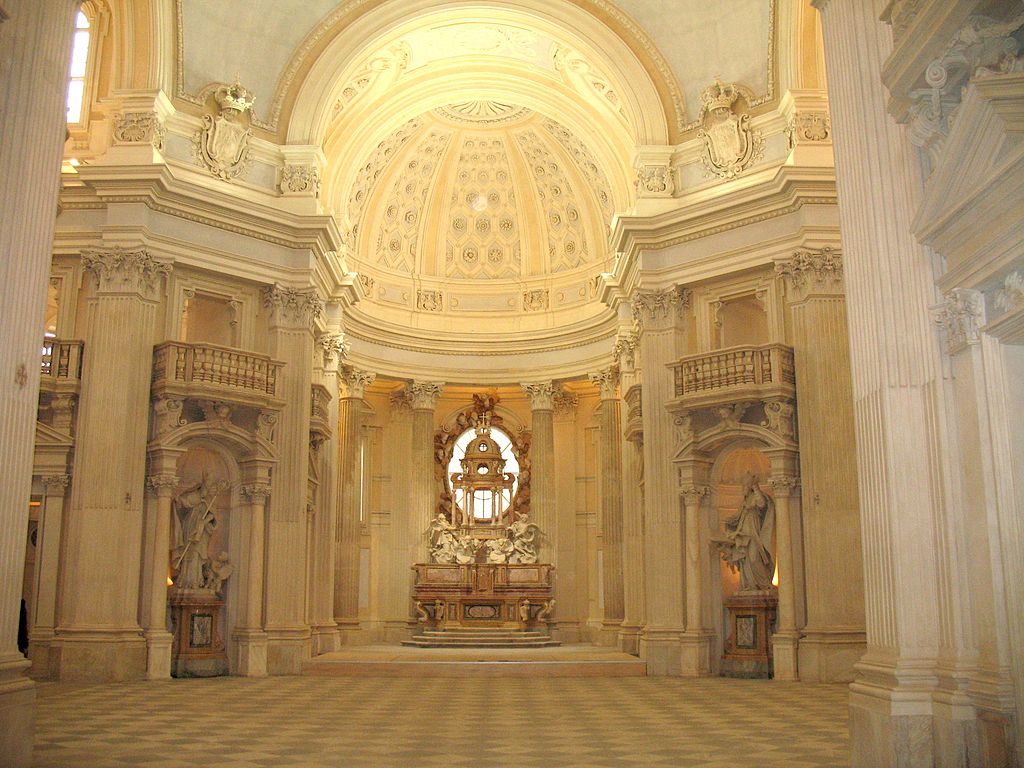 Eglise Sant'Uberto dans le palais de la Venaria Reale près de Turin - Photo de Twice25 & Rinina25