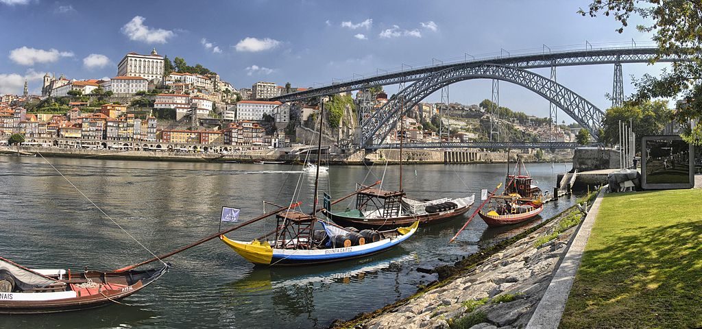 Visiter Porto, ici vue de Nova de Gaia. Photo de Fernando González Sanz