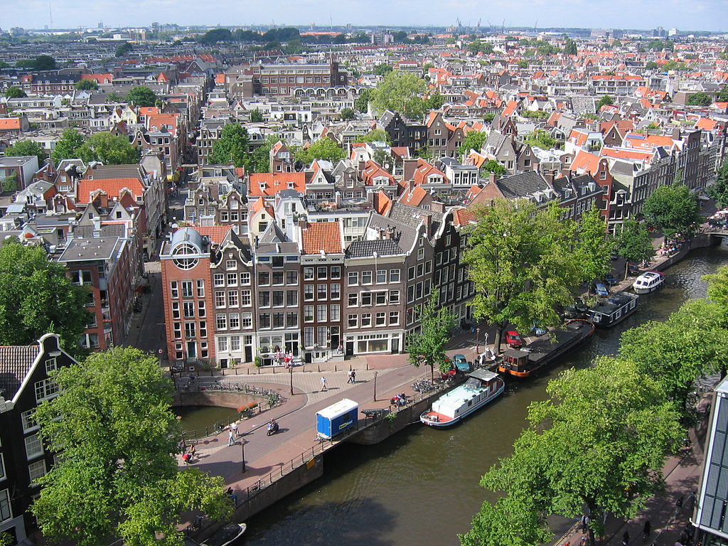 Vue sur le quartier de Jordaan à Amsterdam depuis le clocher de l'église Westerkerk à Amsterdam - Photo de Minke Wagenaar