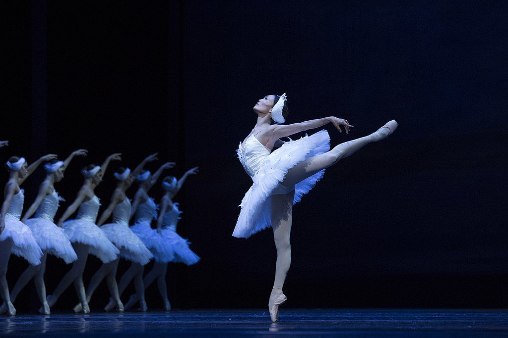 Ballet National de Varsovie : Yuka Ebihara dans le lac des cygnes. Photo Ewa Krasucka TW-ON