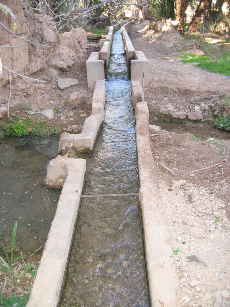 Système d'irrigation à la base d'un développement agricole de Lisbonne.