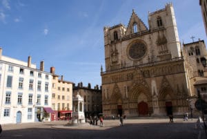 Cathédrale Saint Jean à Lyon : Horloge astronomique et superbe rosace [Vieux Lyon]