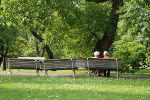 Parc verger Vojanovy Sady à Prague : Tranquille le chat [Mala strana]