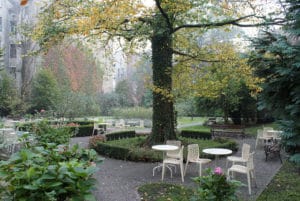 Meho café, belle terrasse et jardin à Cracovie [Piasek]