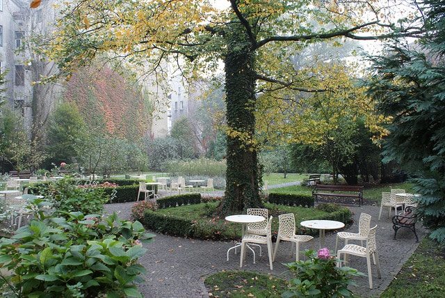 Lire la suite à propos de l’article Meho café, belle terrasse et jardin à Cracovie [Piasek]