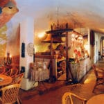 Malý Buddha à Prague, restaurant asiatique éclairé à la bougie [Hradcany]