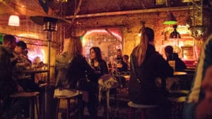 Szimpla Kert, ici est né le « bar en ruine » de Budapest