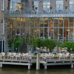Café de Jaren : Un café « blanc » sur l’eau à Amsterdam [Vieille Ville]