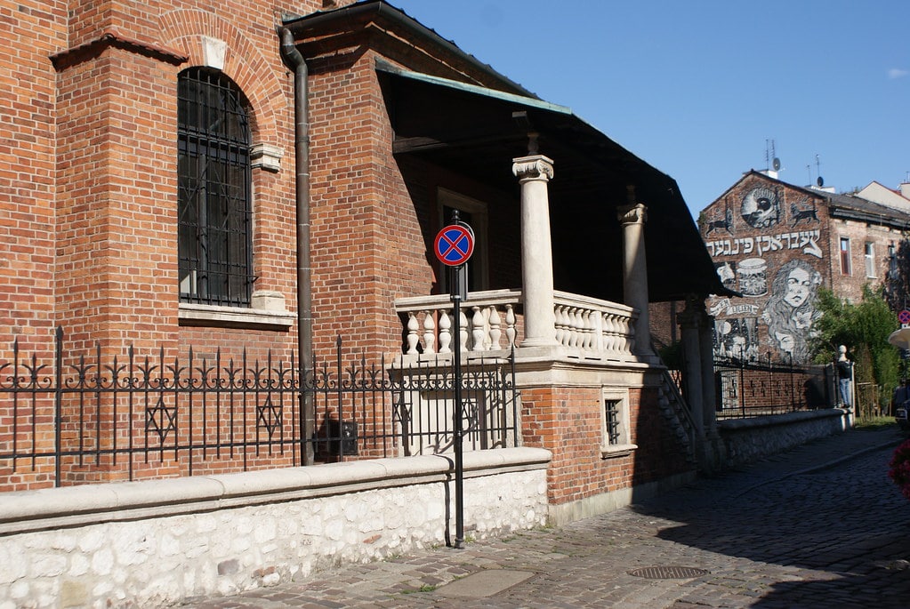 L'ancienne synagogue-forteresse renaissance de Kazimierz à Cracovie.