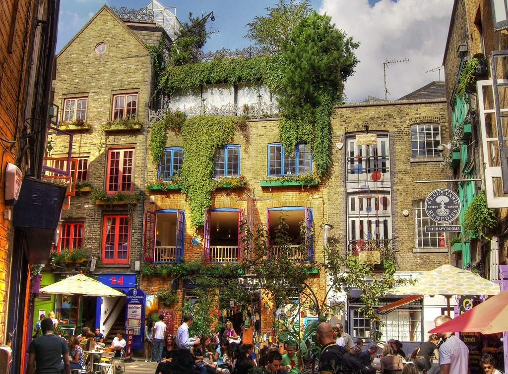 Lire la suite à propos de l’article Neal’s Yard à Londres : Lieu atypique un brin new-age [Covent garden]