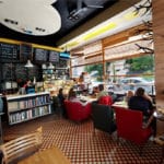 Café Kafka : Des étudiants et des livres à Varsovie [Powiśle]