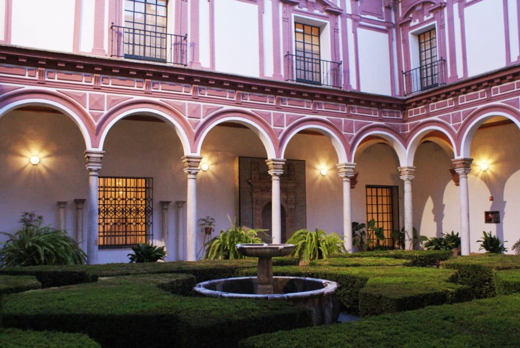  Patio du musée des Beaux Arts de Séville.