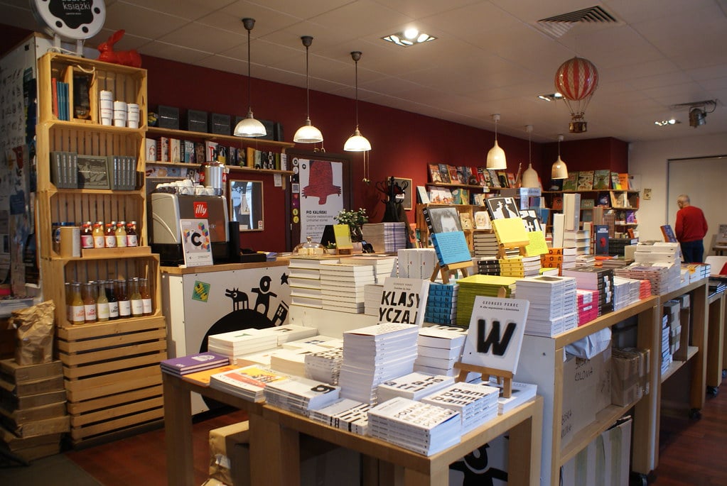 Café librairie Lokator à Cracovie