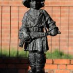 Petit Insurgé de Varsovie en l&rsquo;honneur d&rsquo;Antek et des autres [Vieille Ville]