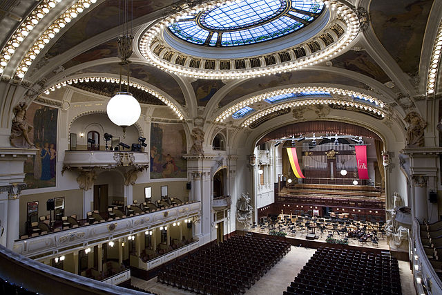 You are currently viewing Musique classique à Prague : 5 Lieux de concerts