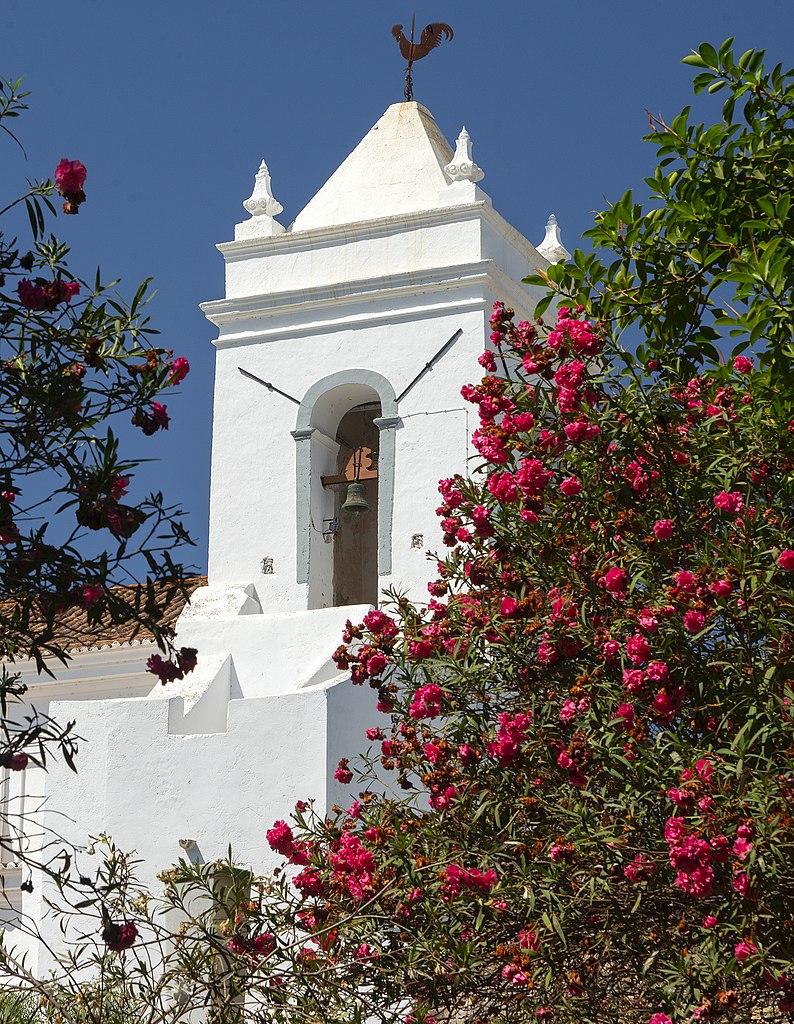 Clocher de l'église Igreja de Matriz de Santiago à Tavira - Photo de Peter K Burian