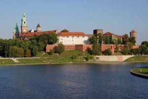 Pentes du chateau de Wawel et rive de la Vistule à Cracovie