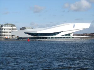 Eye FilmMuseum à Amsterdam : Cinéma, musée & café dingue