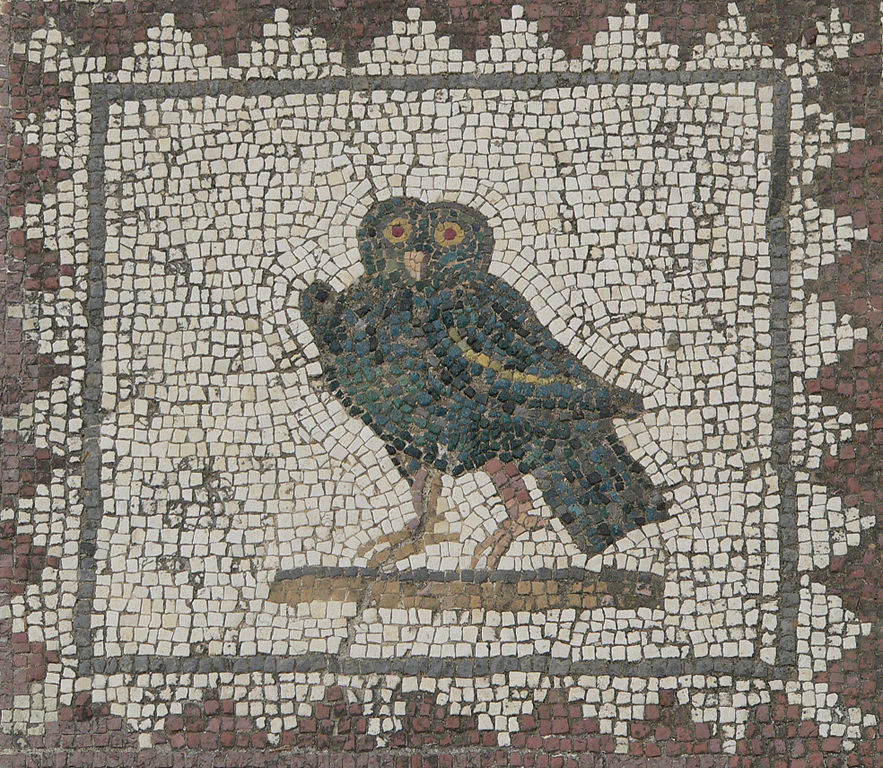 Mosaique de chouette sur le site romain d'Italica à Séville.