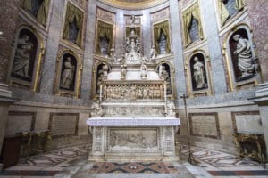 Surprenante église baroque de San Domenico à Bologne