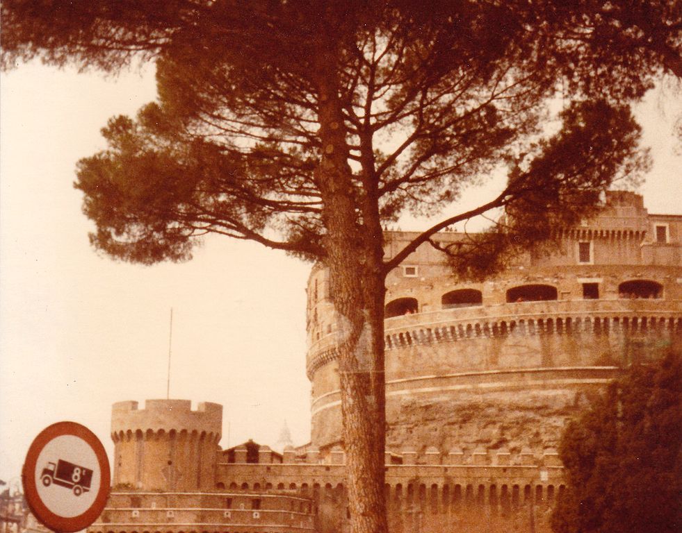 You are currently viewing Chateau Saint Ange à Rome : Triptyque mausolée, prison, musée [Vatican]