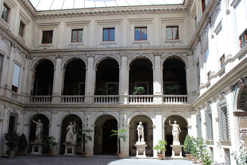 Cour du Palais Altemps à Rome - Photo Miguel Hermoso Cuesta