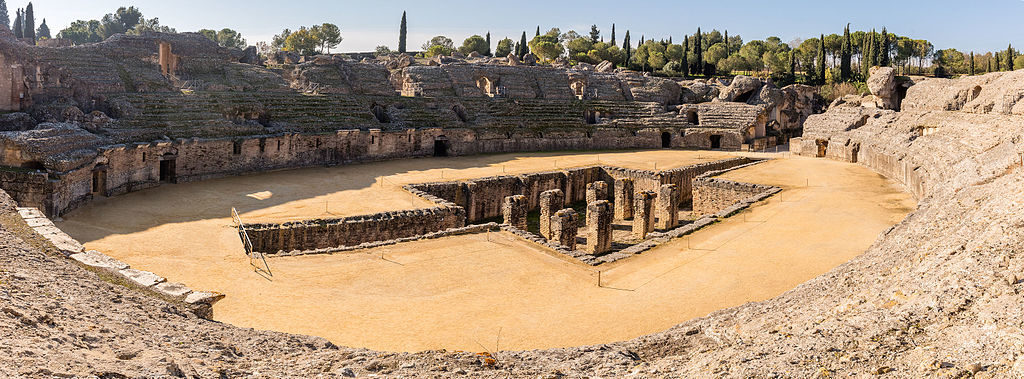 Ruine de l'amphithéâtre romain dans la ville d'Itálica à Séville - Photo de Diego Delso