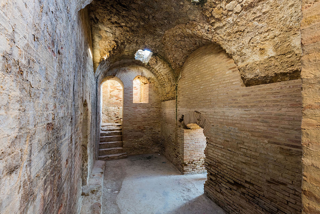 Dans l'amphithéâtre romain d'Itálica à Seville en Espagne - Photo de Diego Delso