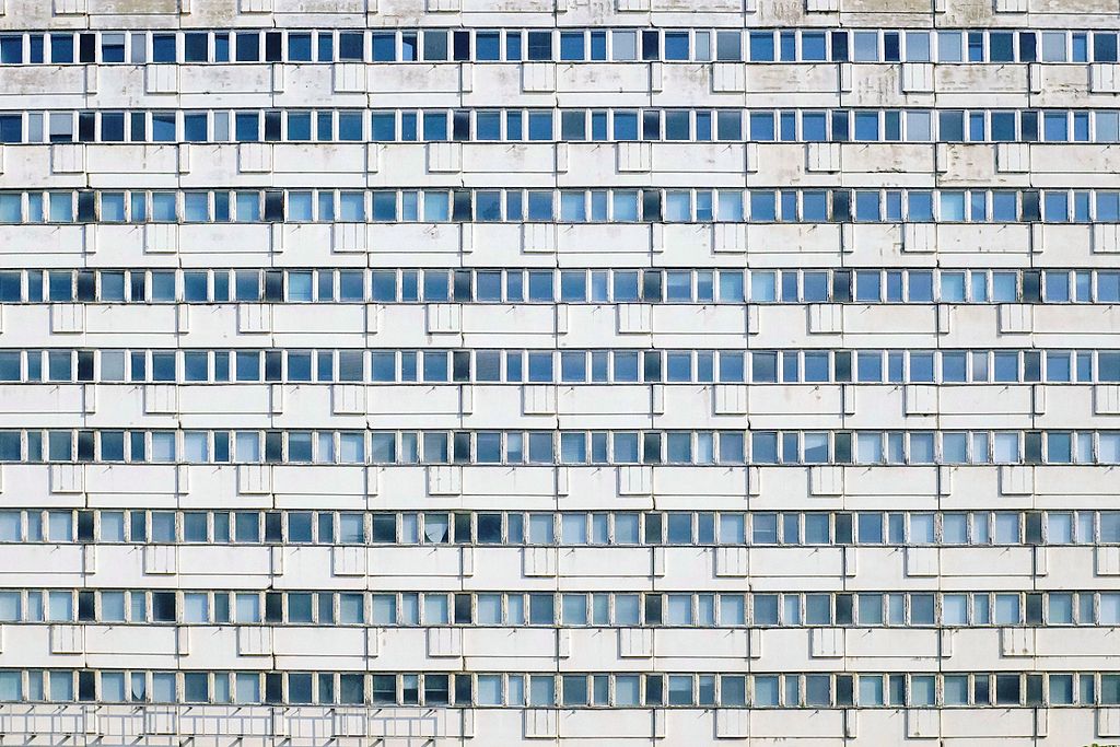 Monument de Berlin : Fenêtres de la Karl Marx Allee à Berlin - Photo de Spyrosdrakopoulos