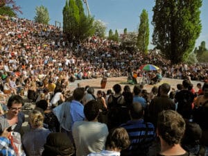 Mauerpark, marché aux puces & Karaoké à Berlin à Prenzlauer berg