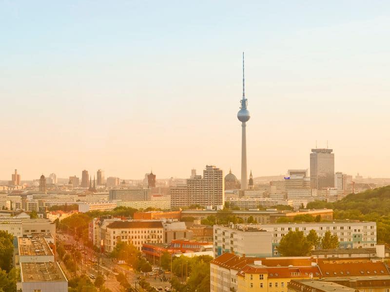 Vue sur Berlin et évidemment la Tour de télévision - Photo de Phillipp von Ostau