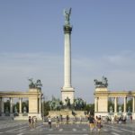 Place des héros à Budapest : Sur les traces des Magyars