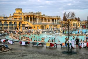 Bains Széchenyi, grandioses thermes de Budapest [Zugló]