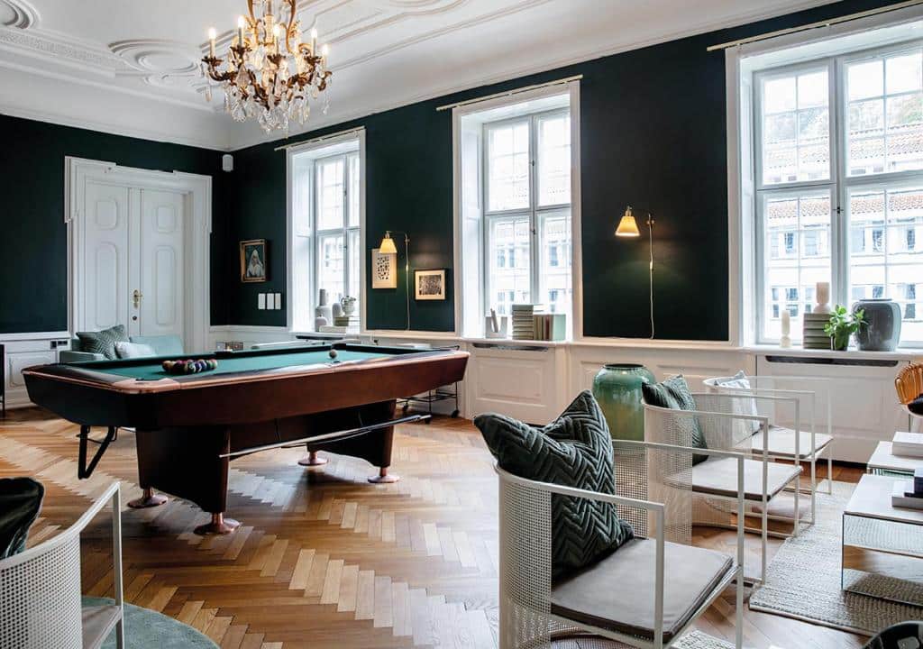 Billard dans l'hotel Rungstedgaard près de Copenhague.
