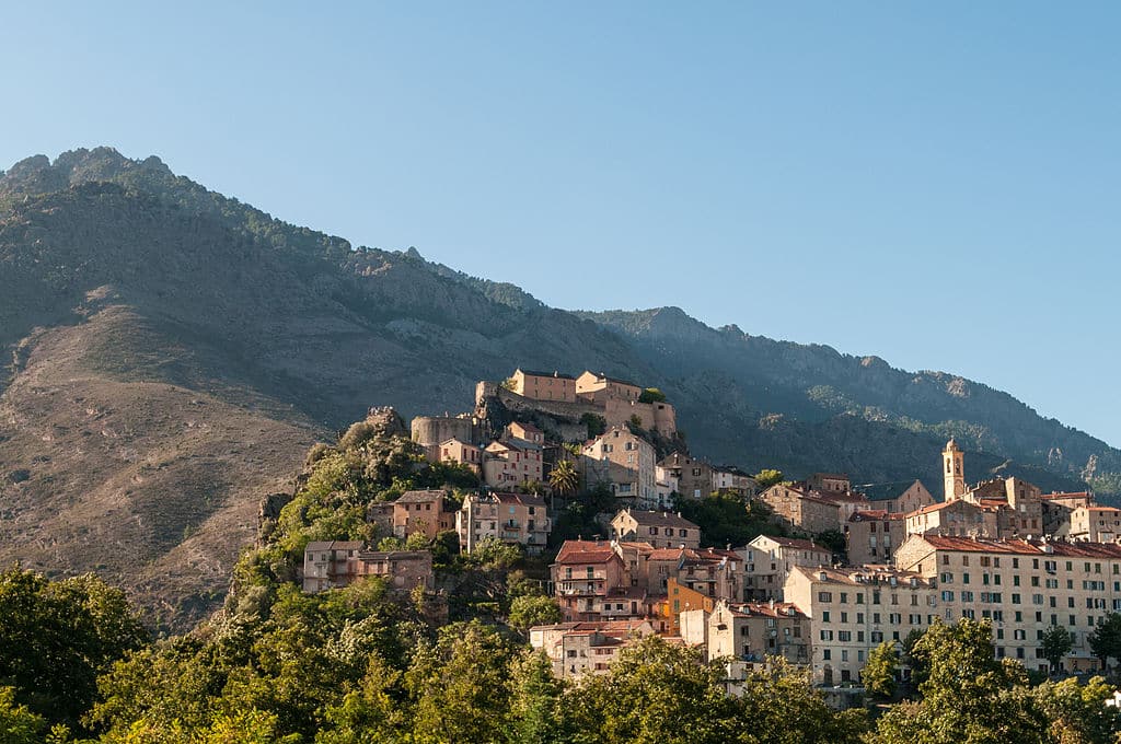 Vue sur la citadelle de Corte - Photo de Michal Osmenda - Licence ccby 2.0