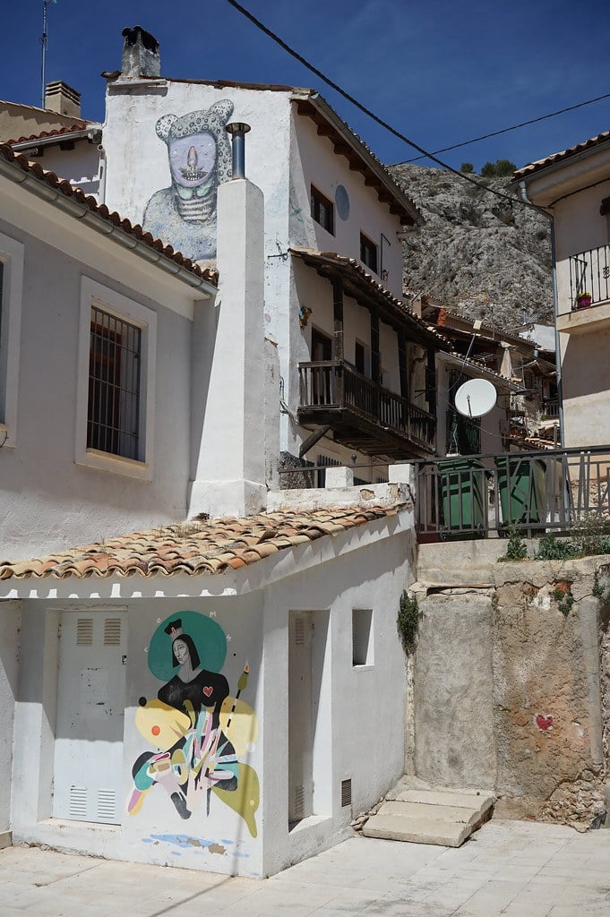 Street art dans le quartier de San Anton à Cuenca.