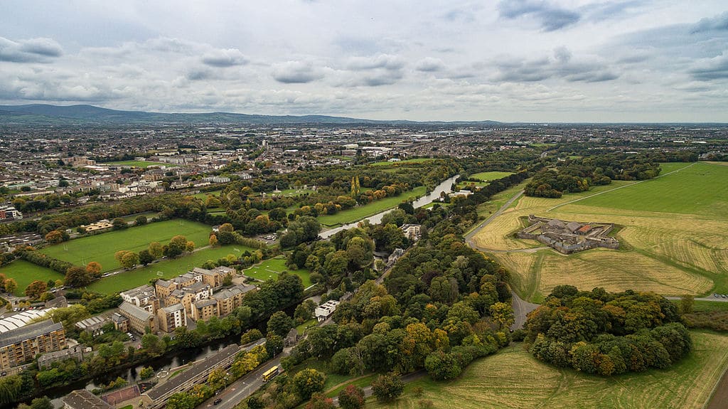 Vue aérienne sur le Phoenix park à Dublin - Photo de Dronepicr