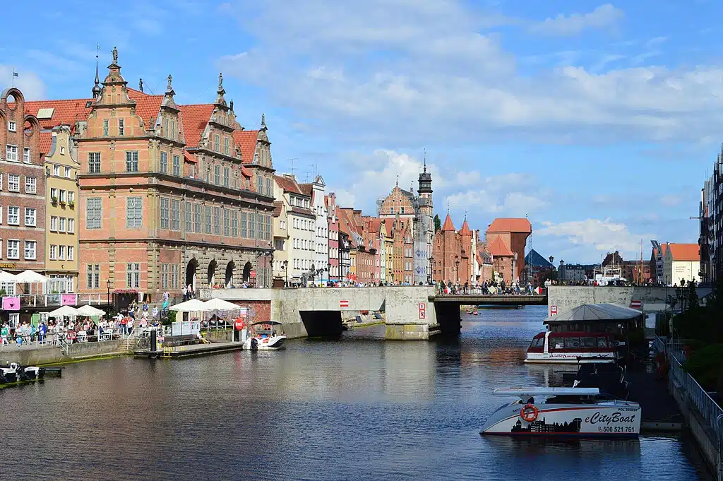 Motlawa et long pont à Gdansk. Photo de Scotch Mist - Licence ccbysa 4.0