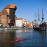 Balade en kayak à Gdańsk : explorer la ville hanséatique depuis ses canaux